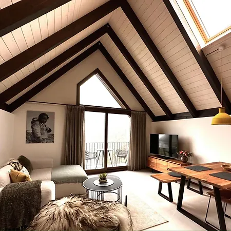 Chalet Boj Casas De Montana *